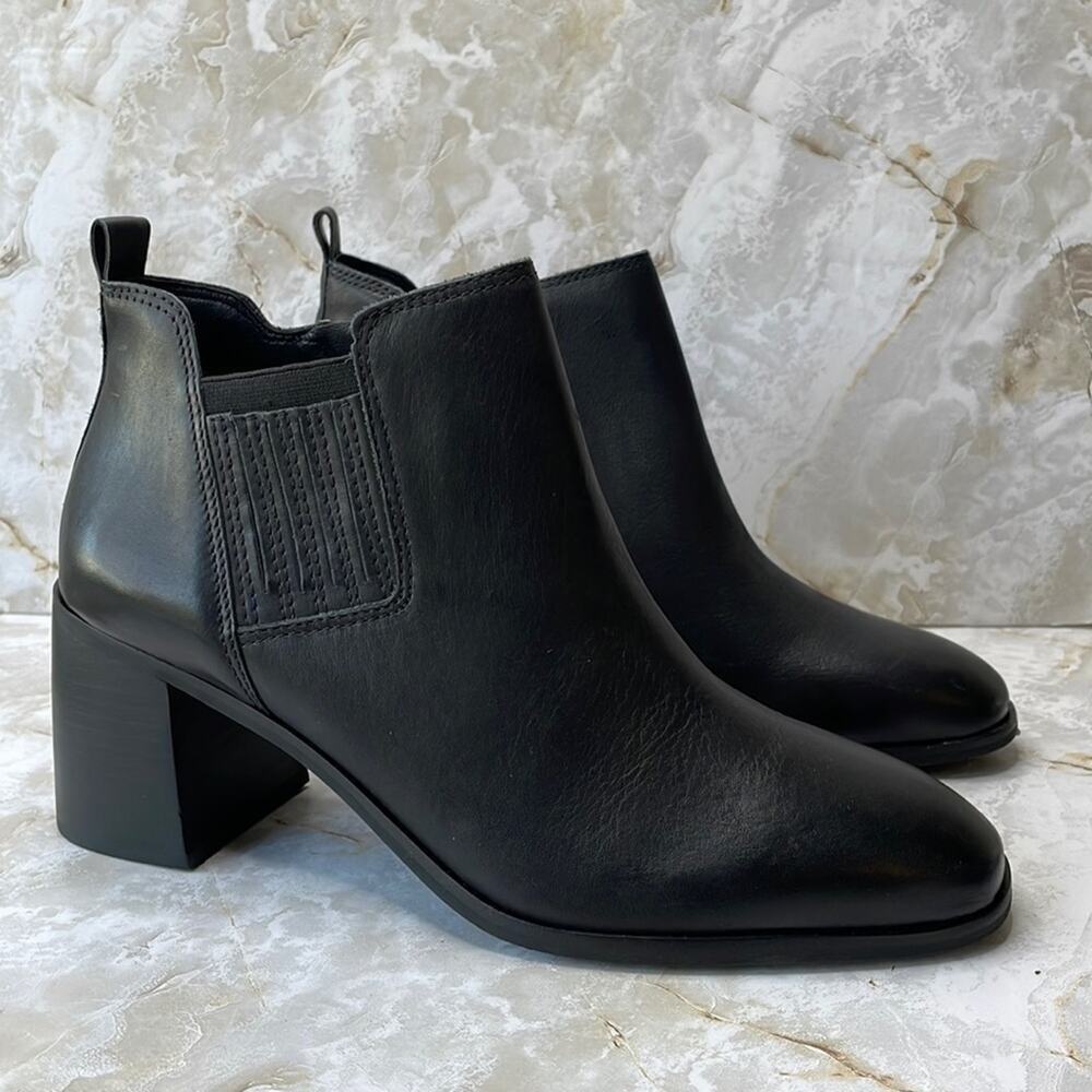 NWOB Lucky Brand LK Debruh heeled boots